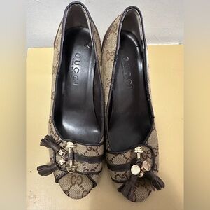 Gucci Shoes- Made In Italy 36C